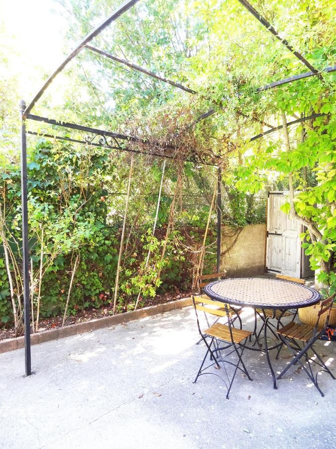 Villa Pont De L'Arc A Aix Avec Piscine Au Calme 92 M2 Aix-en-Provence Exterior foto